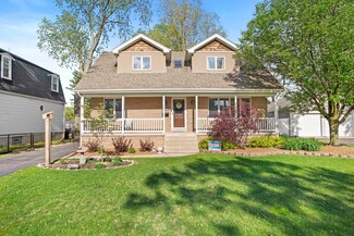 8509 White Oak Ave, Munster, IN 46321