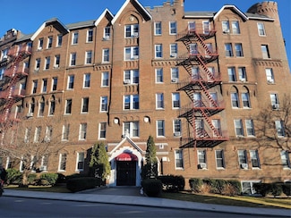 83-55 Lefferts Blvd Unit 6F, Kew Gardens, NY 11415