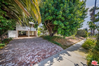 3528 Grand View Blvd, Los Angeles, CA 90066