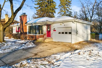 478 Fairfield Ave NW, Grand Rapids, MI 49504