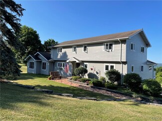 4518 Cole Rd, Syracuse, NY 13215