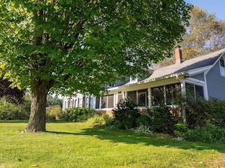 621 Pleasant Valley Rd, Underhill, VT 05489