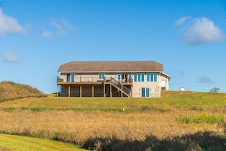 9518 County Road Oo, Rosholt, WI 54473