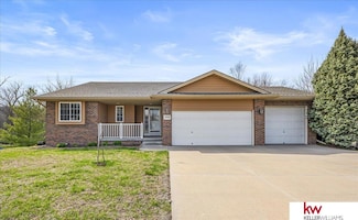 2920 Rahn Blvd, Bellevue, NE 68123