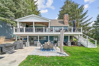 391 Holiday Dr, Somonauk, IL 60552