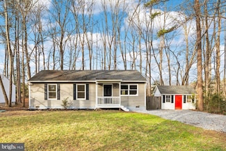 225 American Dr, Ruther Glen, VA 22546