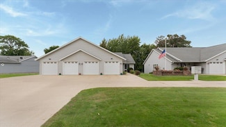 820 N Mckay Ave NE, Alexandria, MN 56308