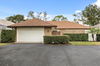 2503 Sweetwater Country Club Dr, Apopka, FL 32712