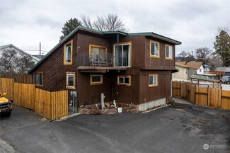 118 W Kelso Ave, Electric City, WA 99123