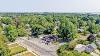22420 Main Rd, Orient, NY 11957