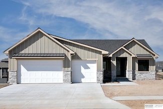 10314 S 97th St, Papillion, NE 68046