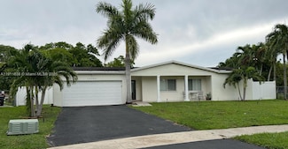 10563 NW 4th St, Plantation, FL 33324