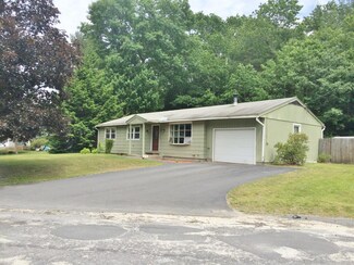 14 Memorial Dr, Claremont, NH 03743