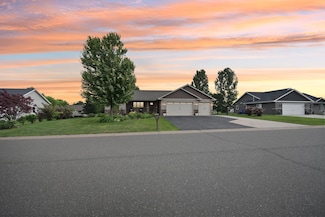 106 Prairie Grass Dr, Osceola, WI 54020