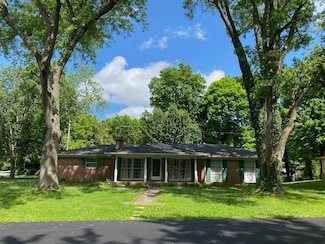 2502 Mohawk Dr, Bowling Green, KY 42104