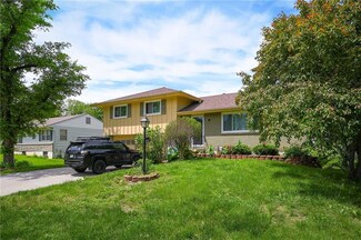 28 W 82nd St, Kansas City, MO 64114