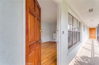 1047 E 1st St Unit 9, Long Beach, CA 90802