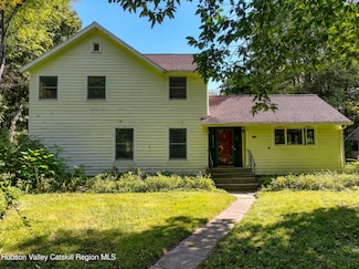 62 Andrew Ln, Mount Tremper, NY 12457