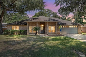 2316 Majestic Dr, Pensacola, FL 32534