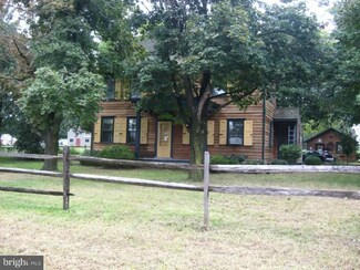 2225 Fostertown Rd, Hainesport, NJ 08036
