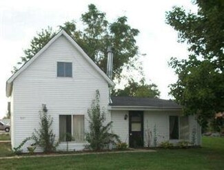 507 S Jackson St, Gardner, IL 60424