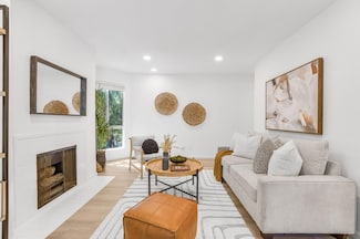 3751 Harrison St Unit 101, Oakland, CA 94611