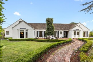 1220 Marlborough Rd, Hillsborough, CA 94010
