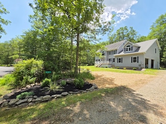 210 Grouse Run, Cresco, PA 18326