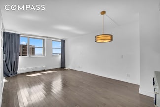75 Henry St Unit 29J, Brooklyn, NY 11201