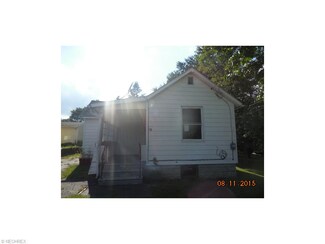 262 22nd St NW, Barberton, OH 44203