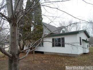 409 Cypress Ave S, Braham, MN 55006