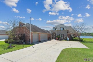 32819 Foxrun Dr, Walker, LA 70785