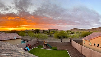 608 E Pasaro Dr, Phoenix, AZ 85085