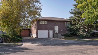 3113 C Ave E, Bismarck, ND 58501