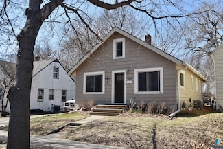 1809 S Summit Ave, Sioux Falls, SD 57105