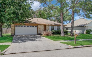 623 Northlawn Dr, Houston, TX 77073