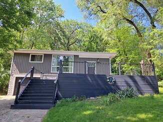 7326 Hemlock Ave, Gary, IN 46403