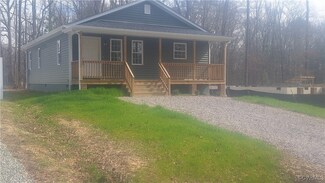 3010 Plumtree St, Colonial Heights, VA 23834