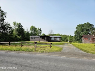 1714 Latimer Hill Rd, Canajoharie, NY 13317