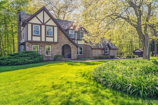 36W785 Stonebridge Ln Unit 1, Saint Charles, IL 60175