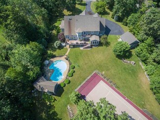 34 Heath Dr, Newfields, NH 03856