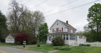 85 Woodard Rd, Greenfield, MA 01301