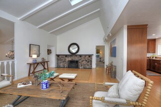 974 El Centro St, Ojai, CA 93023