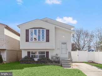 6337 Harris Heights Ave, Glen Burnie, MD 21061