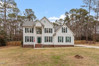 1513 Holland Hills Dr, Fuquay Varina, NC 27526