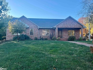 410 W Lincoln St, Clarinda, IA 51632