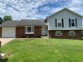 104 Jamestown Rd, Nitro, WV 25143