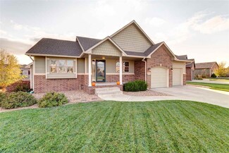 309 Morning Dew, Hesston, KS 67062