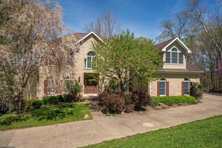 4758 Ridgetop Dr, Morgantown, WV 26508