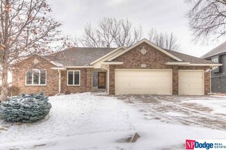 17121 S St, Omaha, NE 68135